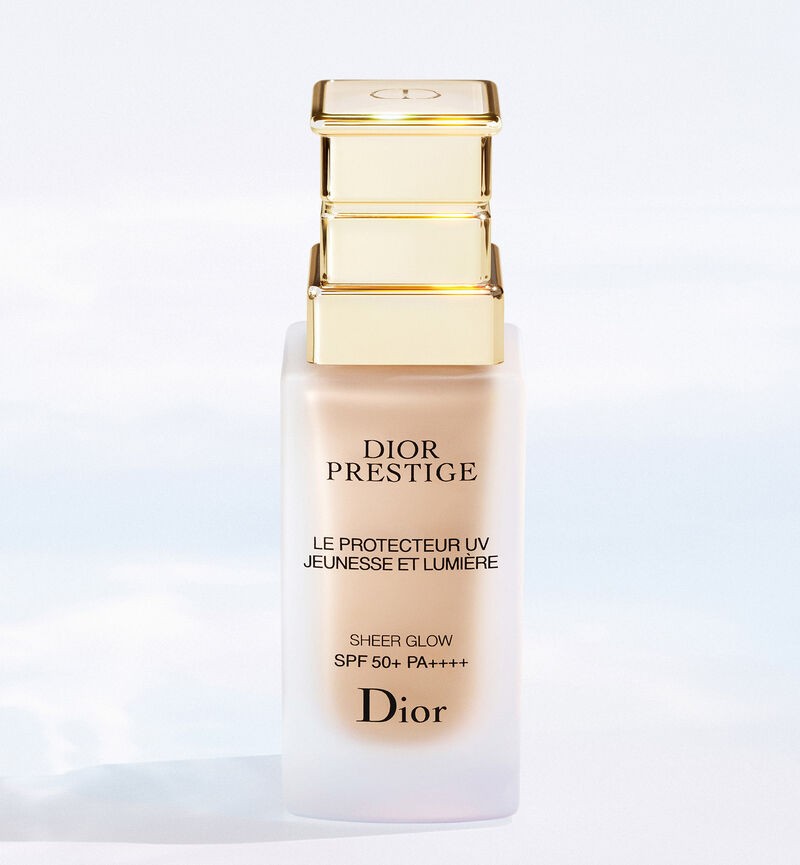 DIOR PRESTIGE LIGHT-IN-WHITE LE PROTECTEUR UV SHEER GLOW SPF50+ PA++++