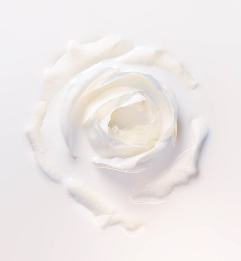 DIOR PRESTIGE LIGHT-IN-WHITE L'ÉMULSION LUMIÈRE