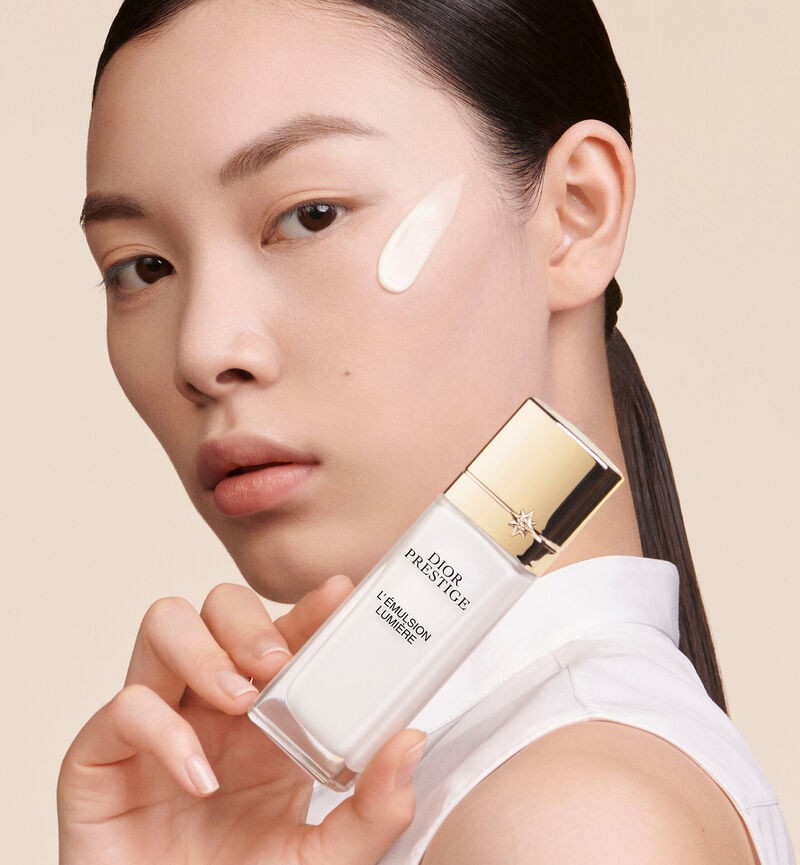 DIOR PRESTIGE L'ÉMULSION LUMIÈRE